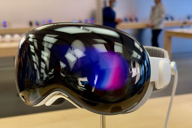 Headset VR Rp 58 Juta Tak Laku, Apple Hentikan Produksi Vision Pro