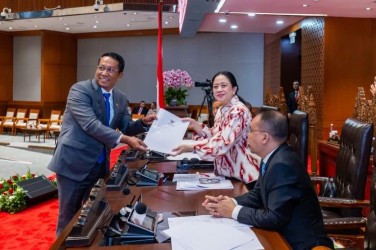 Ilustrasi penerapan KUHAP baru di Indonesia mulai 2 Januari 2026