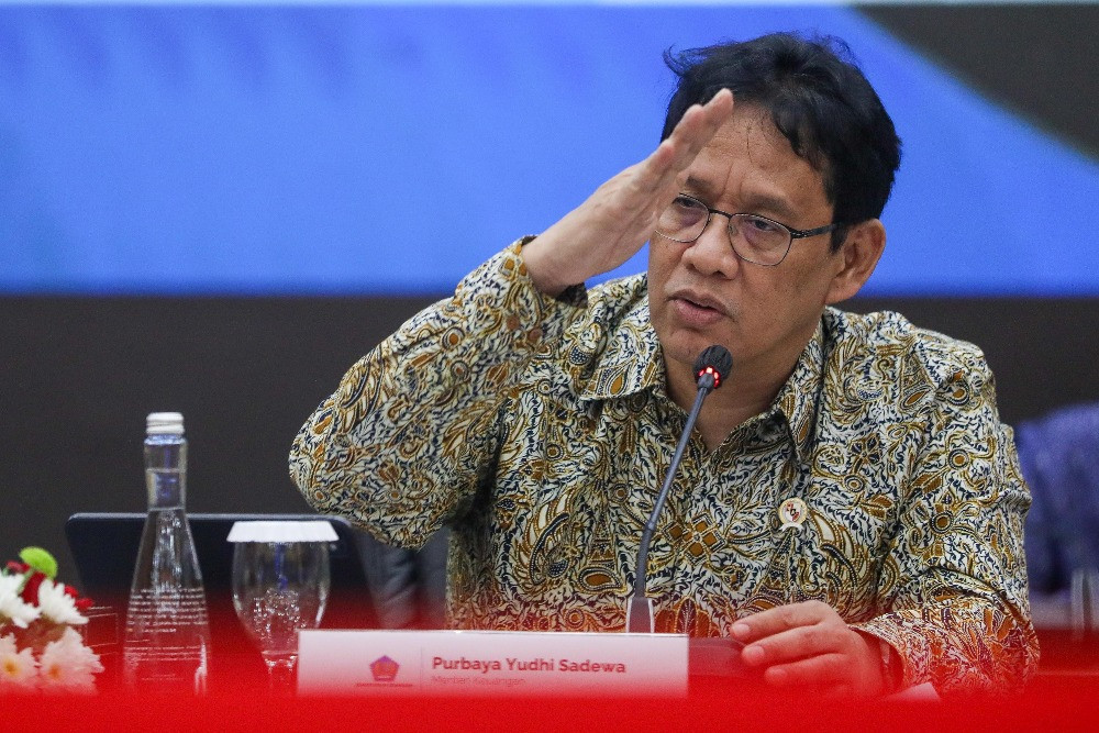 Kurs Rupiah Dekati Rp17.000: Spekulasi dan Rekor IHSG