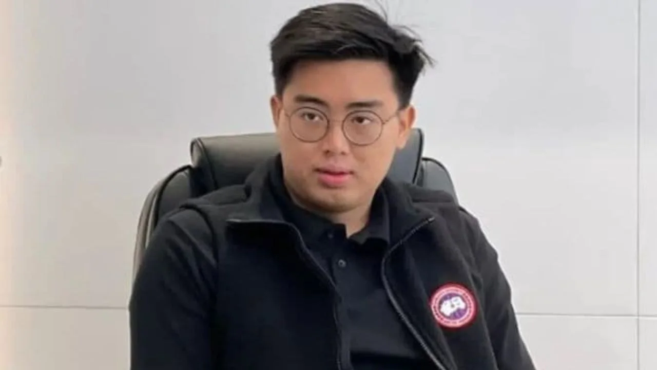 foto timothy ronald, seorang influencer cripto