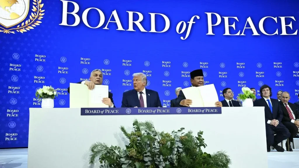 Komisi-I-DPR-F-Golkar-dan-Pakar-HI-Bahas-Keterlibatan-Indonesia-dalam-Dewan-Perdamaian-Gaza-Trump