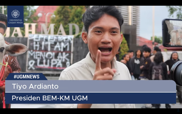 Tantangan debat terbuka itu memang disampaikan oleh Tiyo Ardianto (Ketua BEM UGM) dalam forum publik (salah satunya di kanal Abraham Samad SPEAK UP). Kutipan mengenai "silakan datang ke UGM, kita siapkan medan terbuka" adalah pernyataan asli yang ia sampaikan.