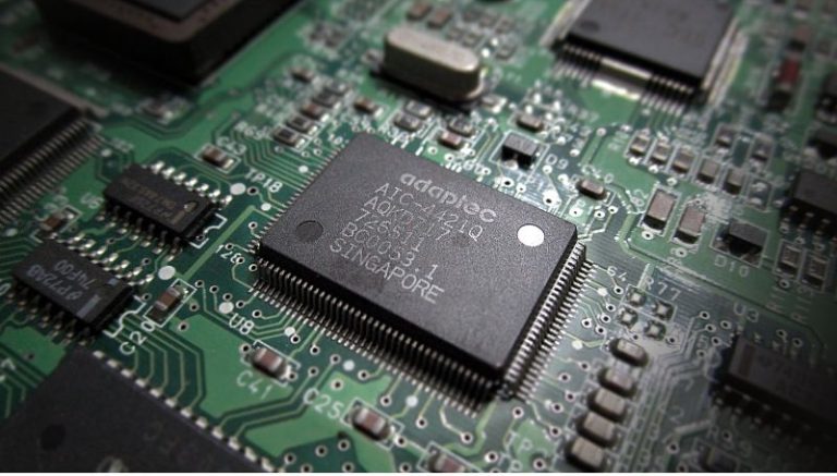 cina-impor-chip-langka-persiapan-perang-dunia-ketiga