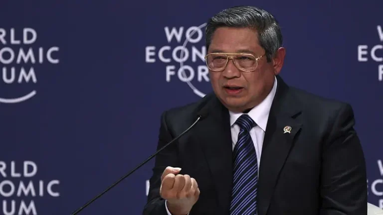 sby-dukung-politik-prabowo