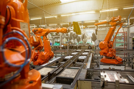 Seberapa Besar Perut Kekuasaan? Opini Industrialisme dan Materialisasi Surga dalam Kapitalisme Global