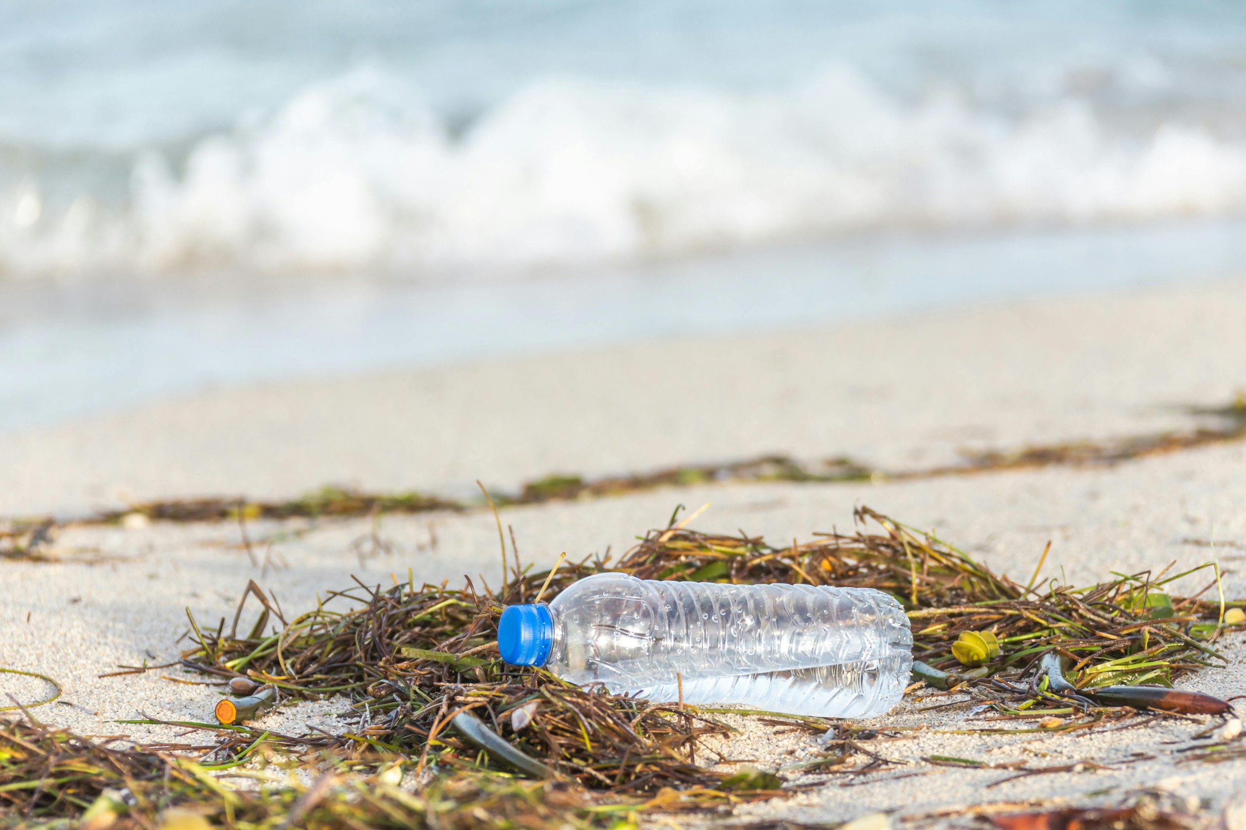 Apa Itu Mikroplastik?