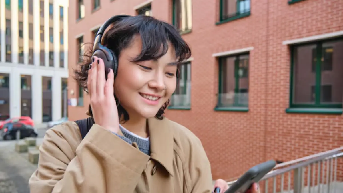 Orang yang Dengarkan Lagu Sama Berulang, Inilah Ciri Kepribadiannya