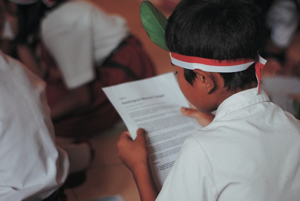 Paradoks Kelas Satu Sekolah Dasar dan Kerumitan Mengolah Teori Akademi